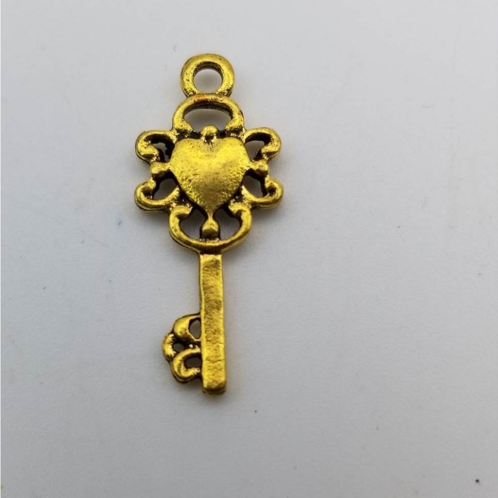 Key to my heart charm pendant